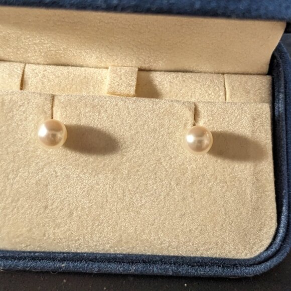 Mikimoto 18K Gold Pearl Earrings - Picture 3 of 7